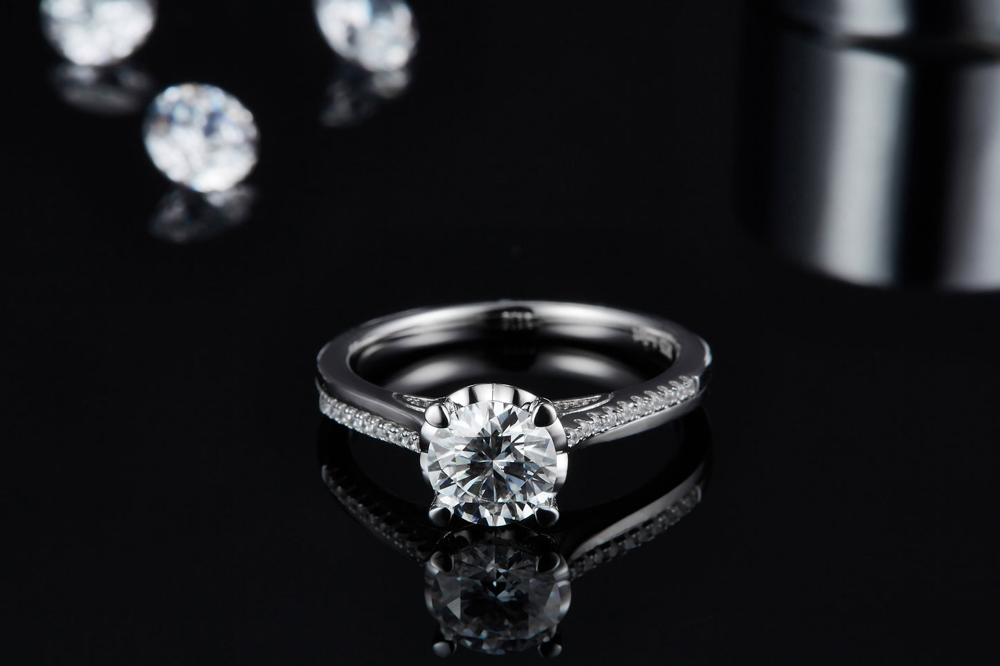 1-carat Luxury Silver Ring Set With Top-quality Moissanite D Color VVS, S925 Silver Plated Platinum