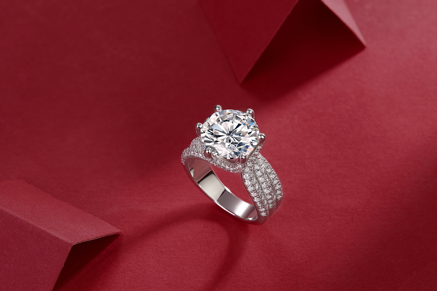 Luxury 5-carat Platinum-plated S925 Silver Ring,  Set With Top-quality Moissanite D Color VVS1