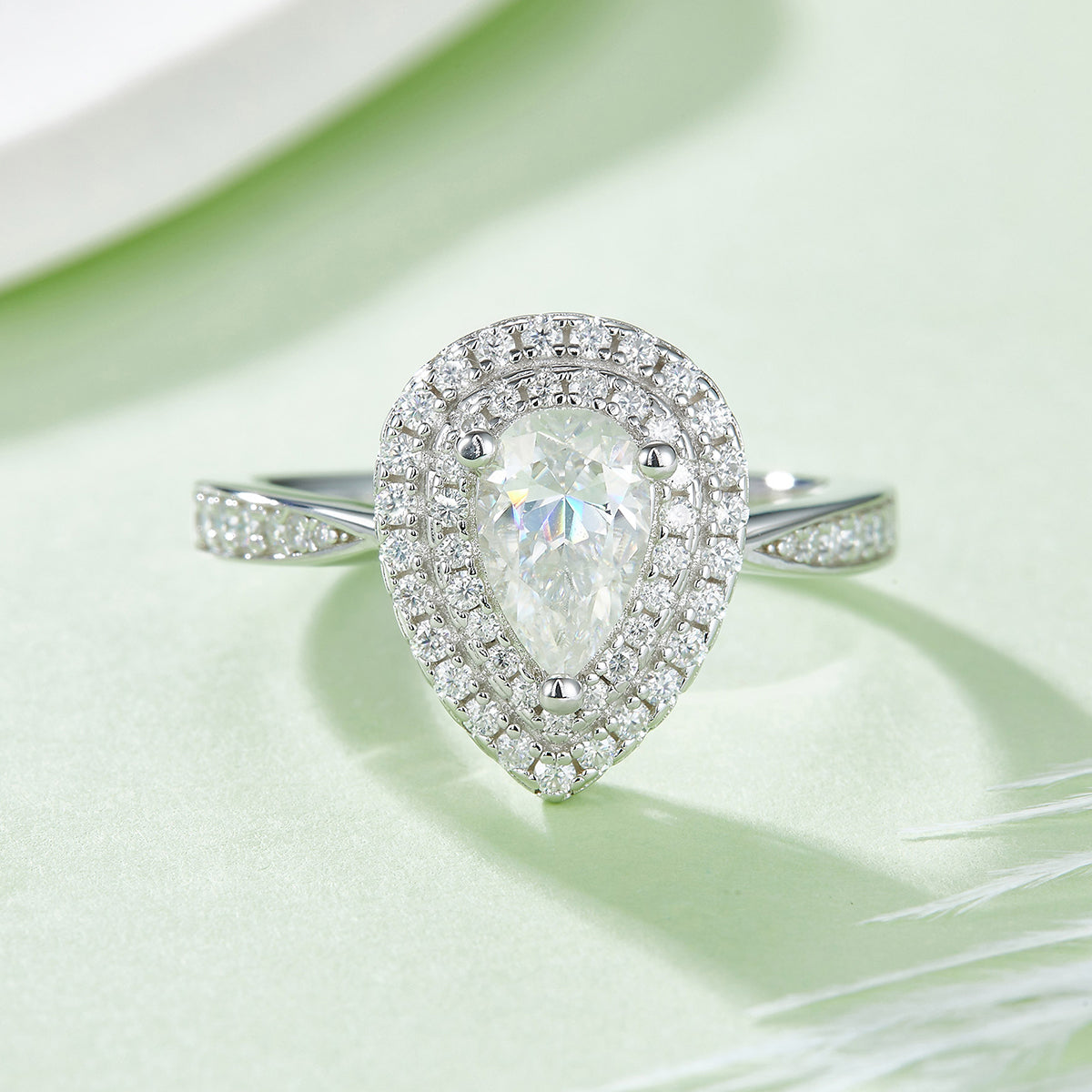 Luxury Silver Ring Pear-shaped Moissanite Set With Top-quality Moissanite , S925 Silver Electroplated With Platinum