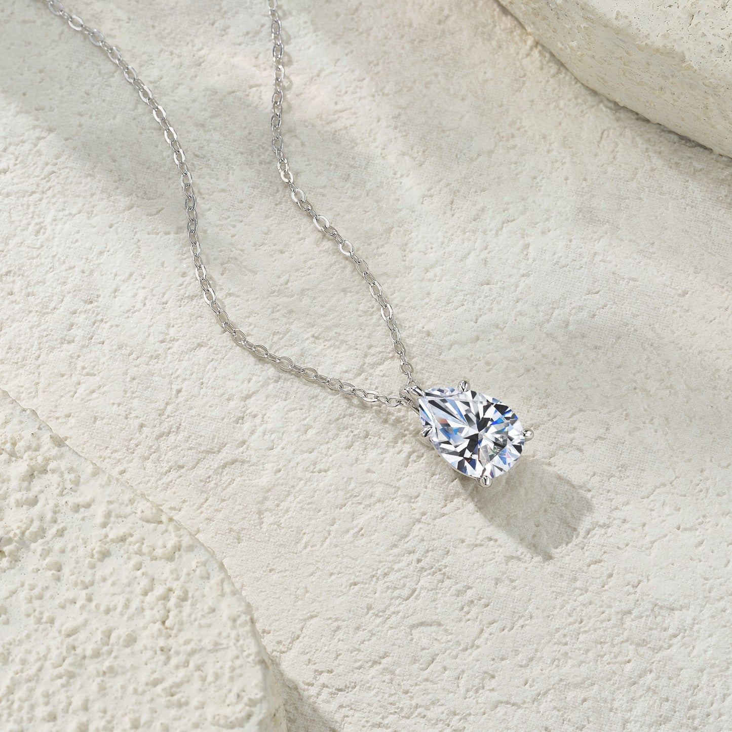 Luxury Silver Necklace Featuring Top-quality Moissanite D Color VVS , Made Of S925 Silver Electroplated With Platinum.