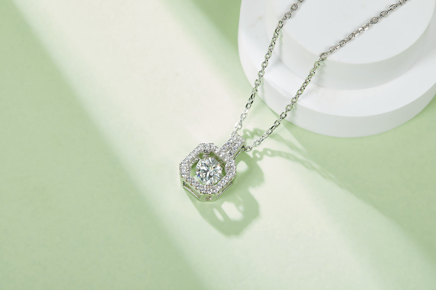 "Dancing Stone" Moissanite Square Halo Necklace in S925 Sterling Silver | D Color VVS1 Platinum Plated