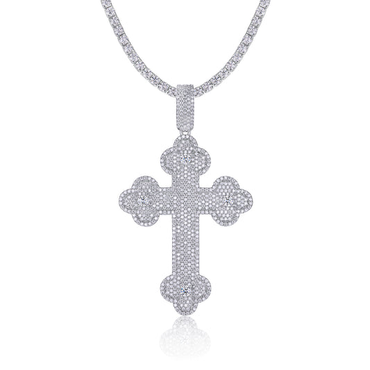 Luxury Silver Necklace Featuring Top-quality Moissanite, Made Of S925 Silver Electroplated With Platinum.