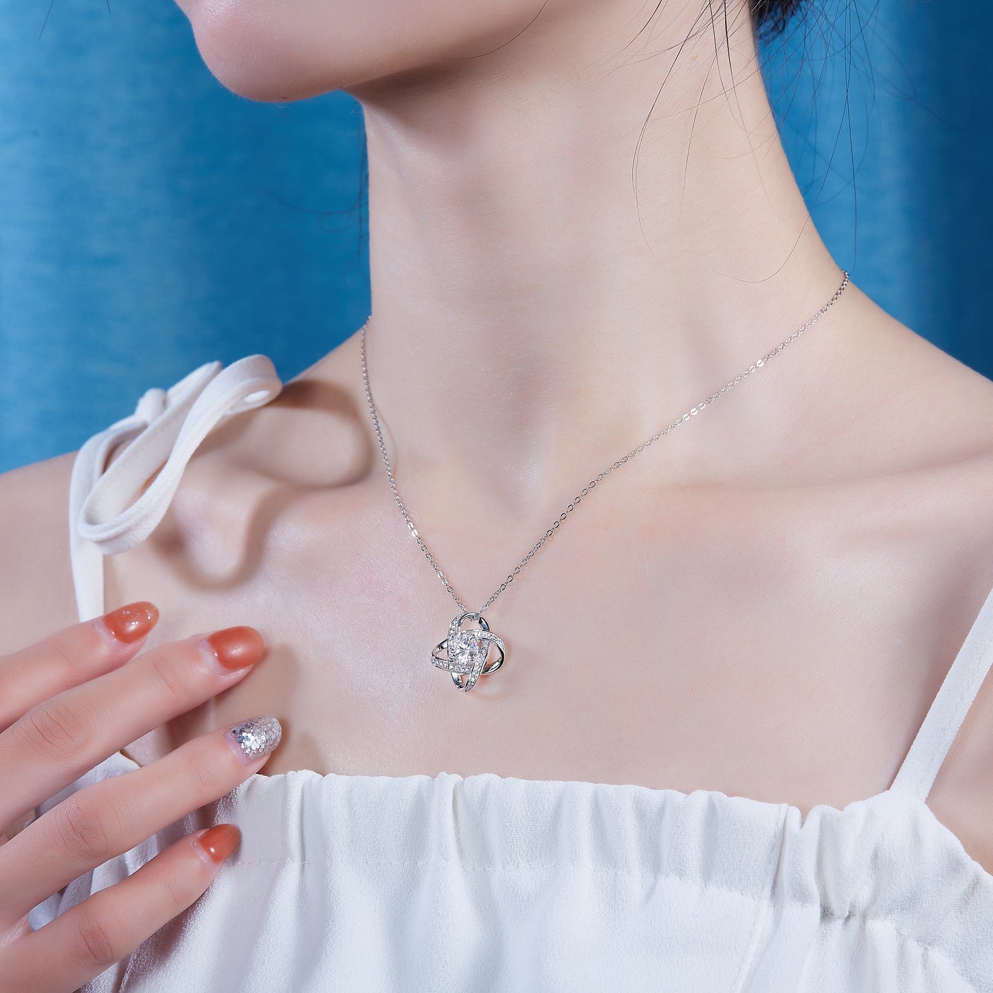 Luxury S925 Silver Windmill Necklace - Platinum-Plated Set With Top-quality Moissanite D Color VVS1,  'Eternal Love' Design