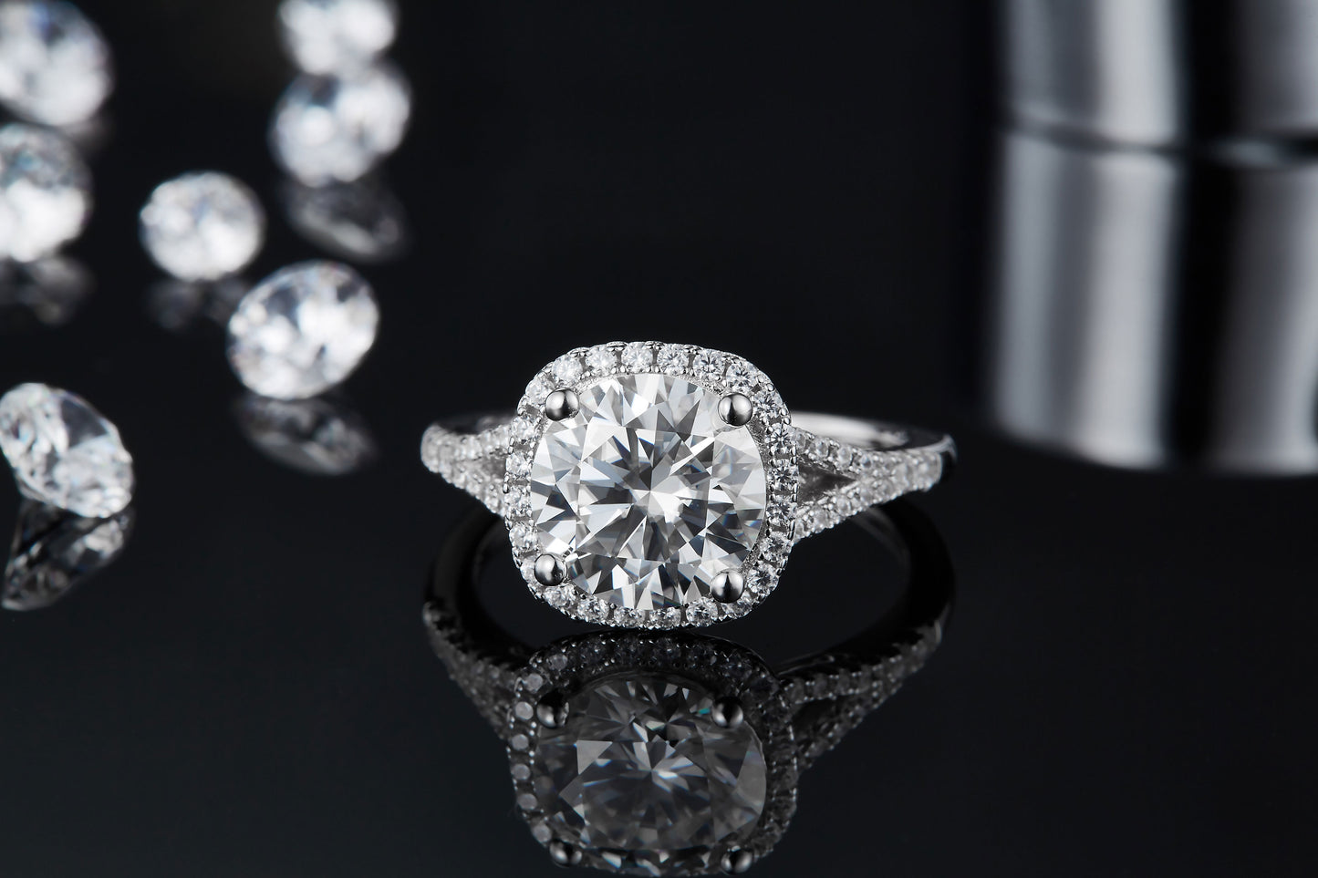 3-carat Luxury Silver Ring Set With Top-quality Moissanite D Color VVS, S925 Silver Plated With Platinum