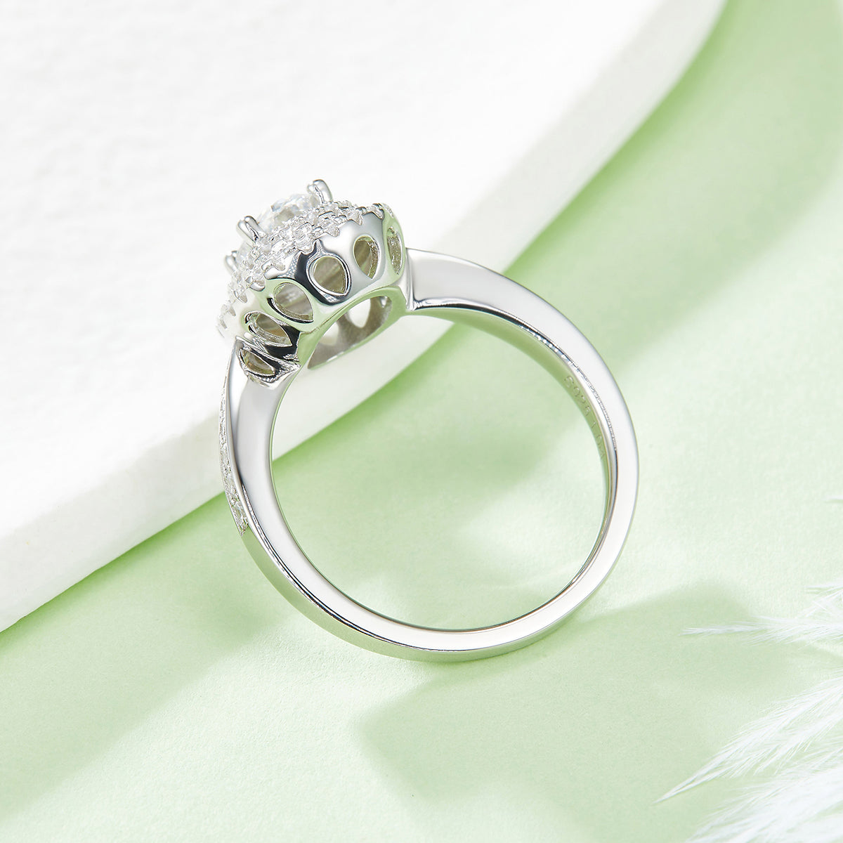 Egg-shaped Moissanite Set With Top-quality Moissanite D Color VVS , Luxury Silver Ring S925 Silver Plated With Platinum