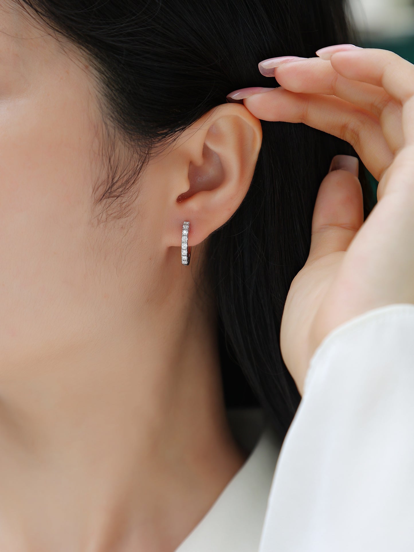 Top-quality Moissanite Luxury Silver Stud Earrings S925 Silver Plated Platinum