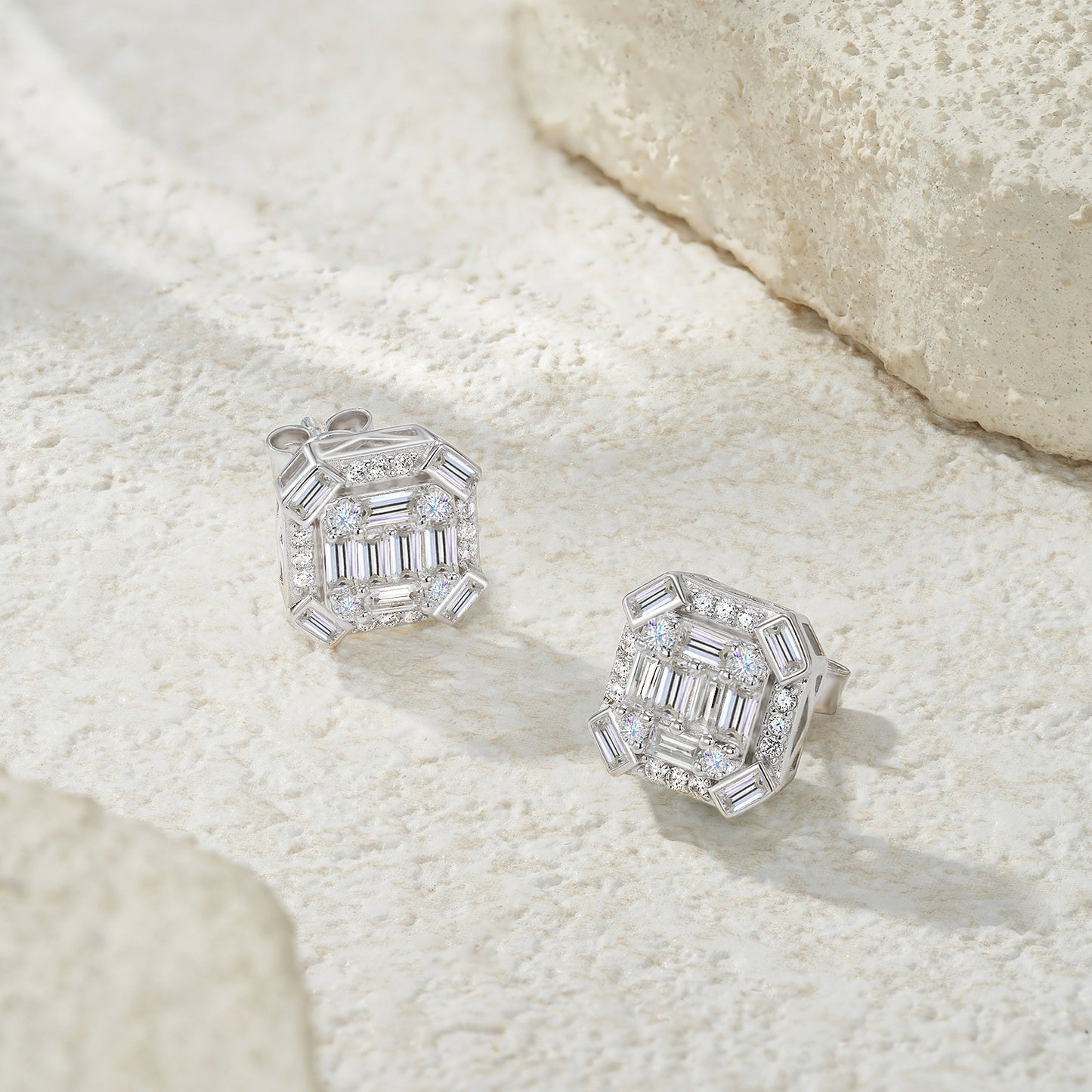 Luxury Silver Earrings Engraved With Top-quality Moissanite, Made Of S925 Silver With Electroplated Platinum.