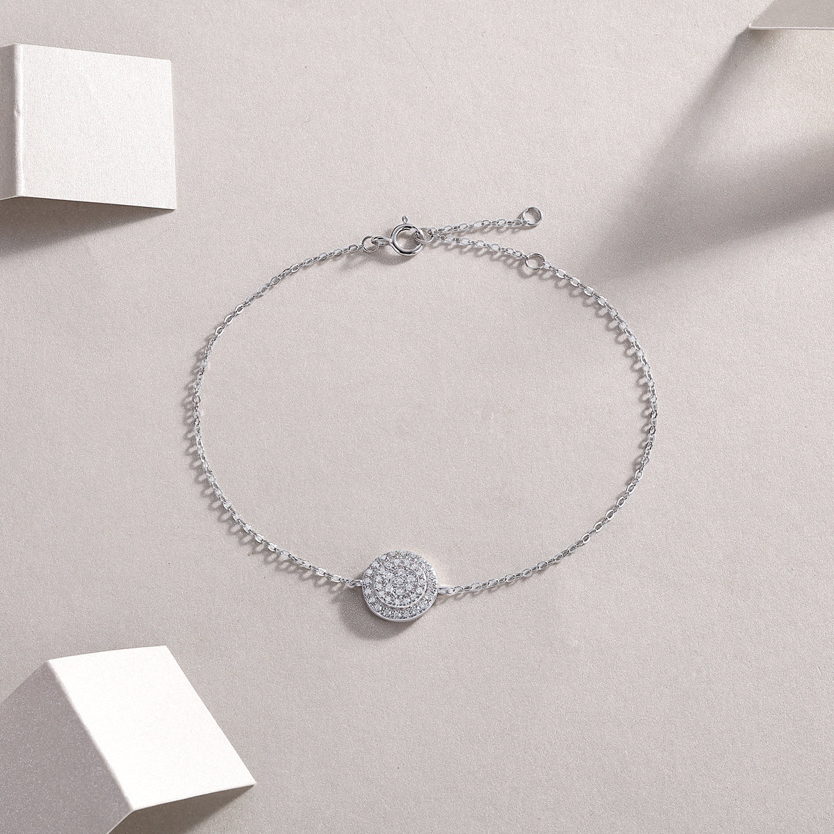 "Chain of Wealth" Circle Bracelet Set With Top-quality Moissanite | S925 Platinum Plated Silver