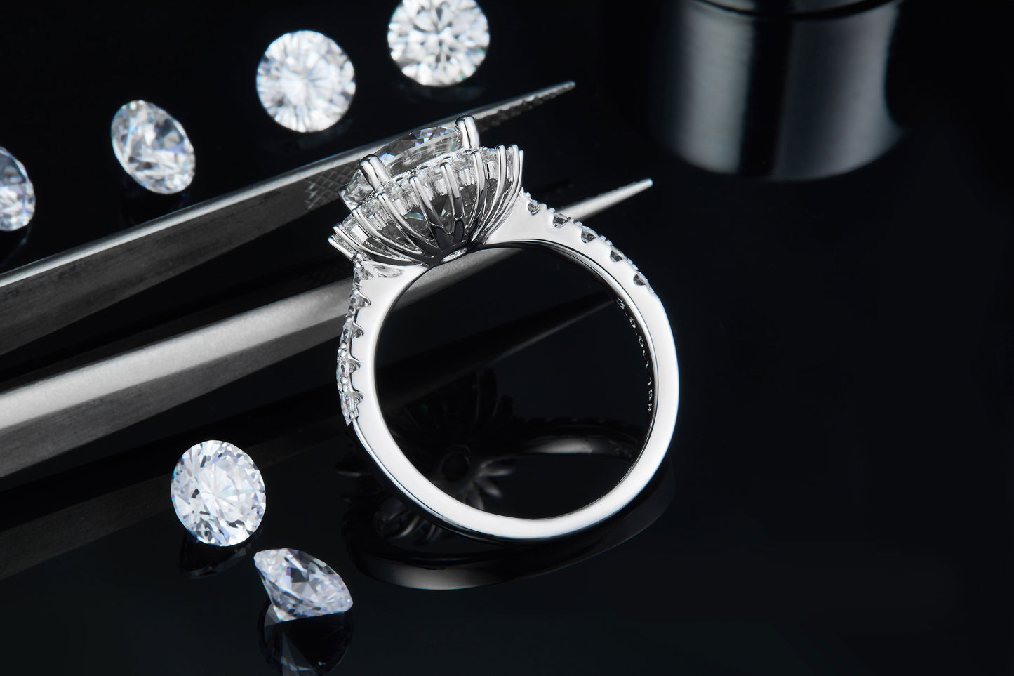 3-carat Luxury Silver Ring Set With Top-quality Moissanite D Color VVS , S925 Silver Plated With Platinum