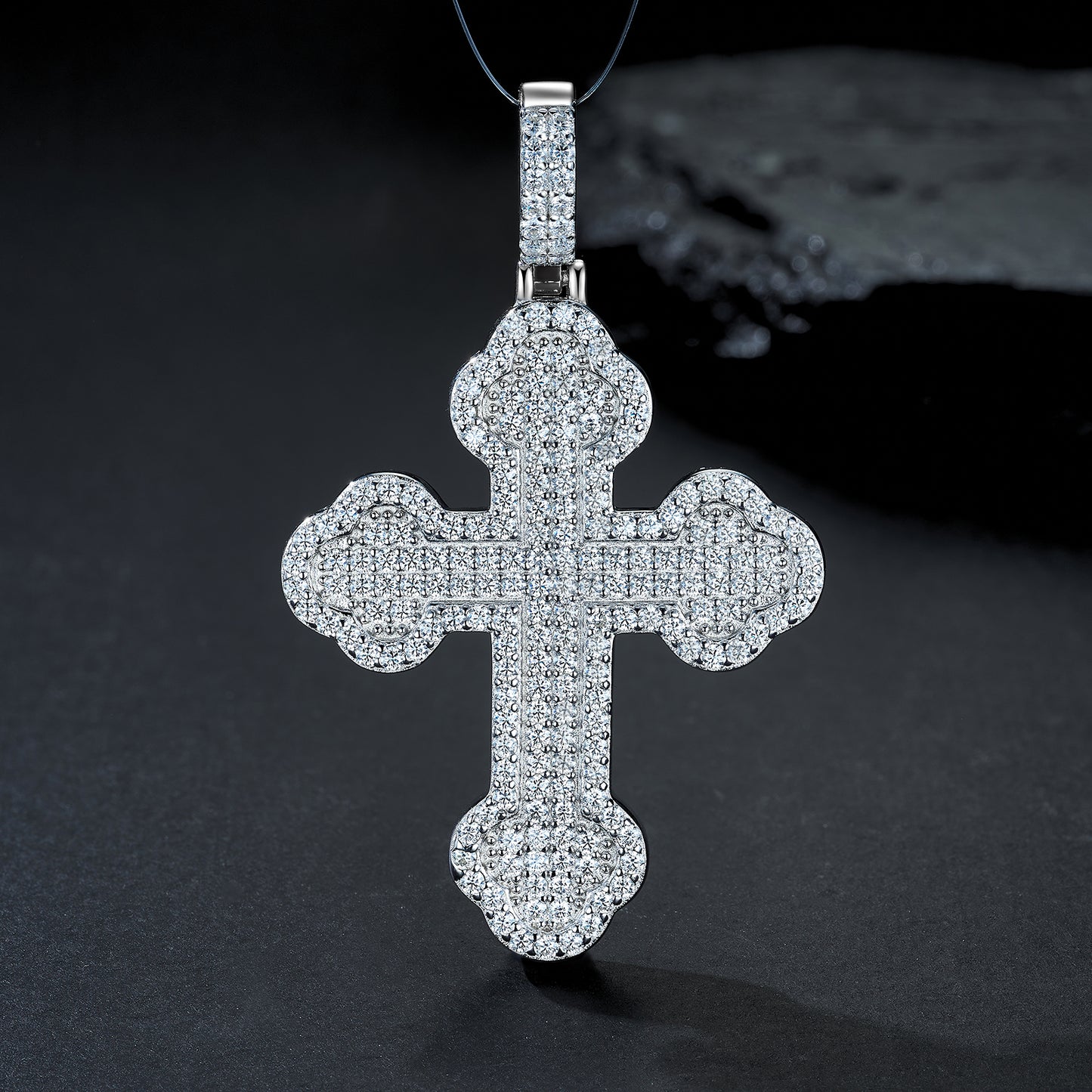 Luxury Silver Necklace Set With Top-quality Moissanite, Made Of S925 Silver Electroplated With Platinum.