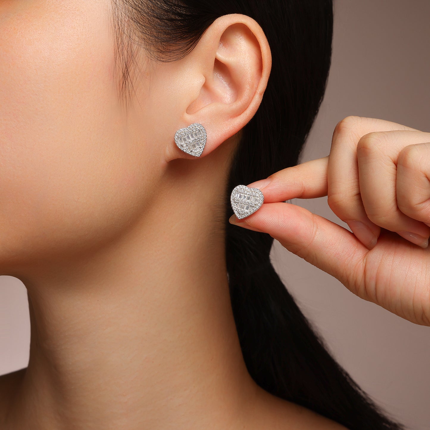 Luxury Silver Earrings Set Featuring Top-quality Moissanite Stones, Made Of S925 Silver Electroplated With Platinum.