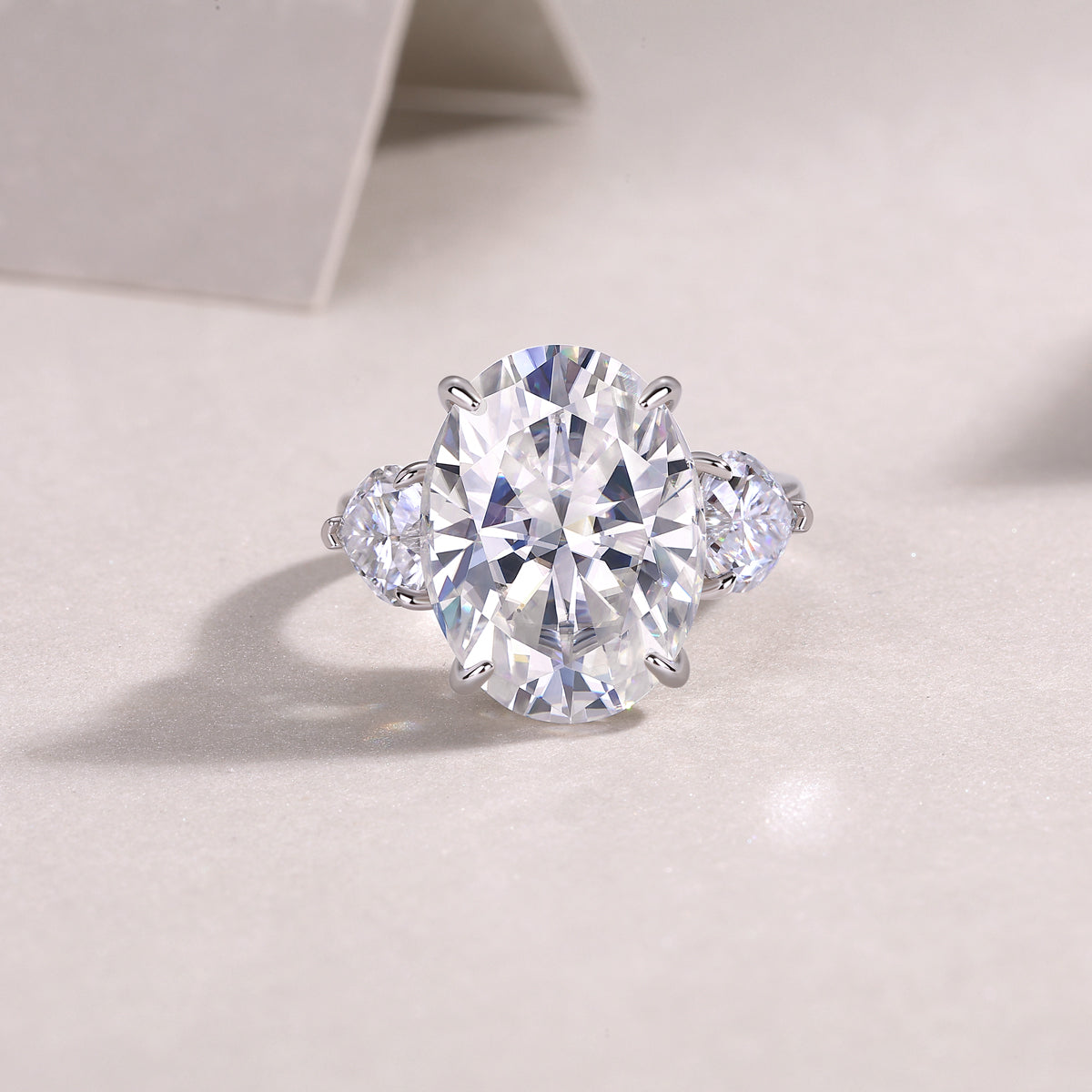 Soul Resonance -Luxury Silver Ring Set With Top-quality Egg-shaped Moissanite D Color VVS,  S925 Silver And Platinum-plated