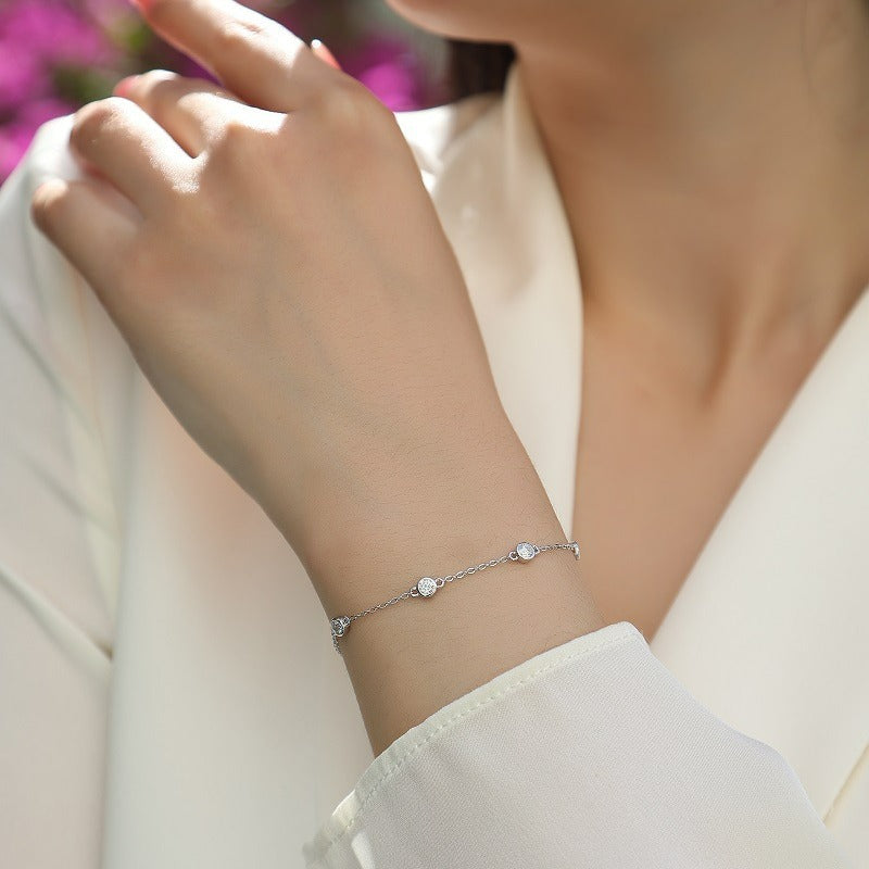 Stylish S925 Silver Five-Flower Light-Luxury Moissanite Bracelet