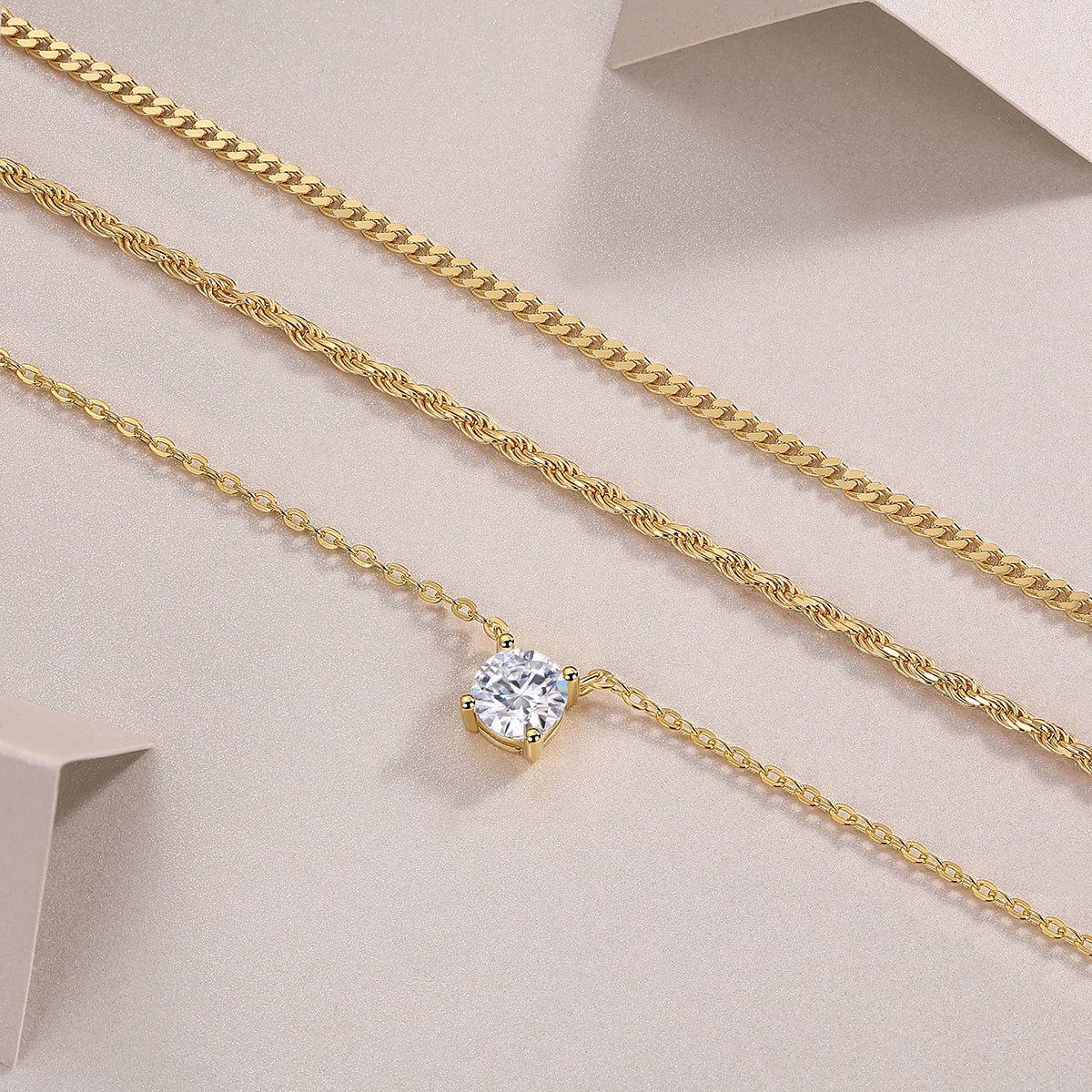 1-carat Luxury Silver Necklace With Top-quality Moissanite, S925 Silver Electroplated With Gold