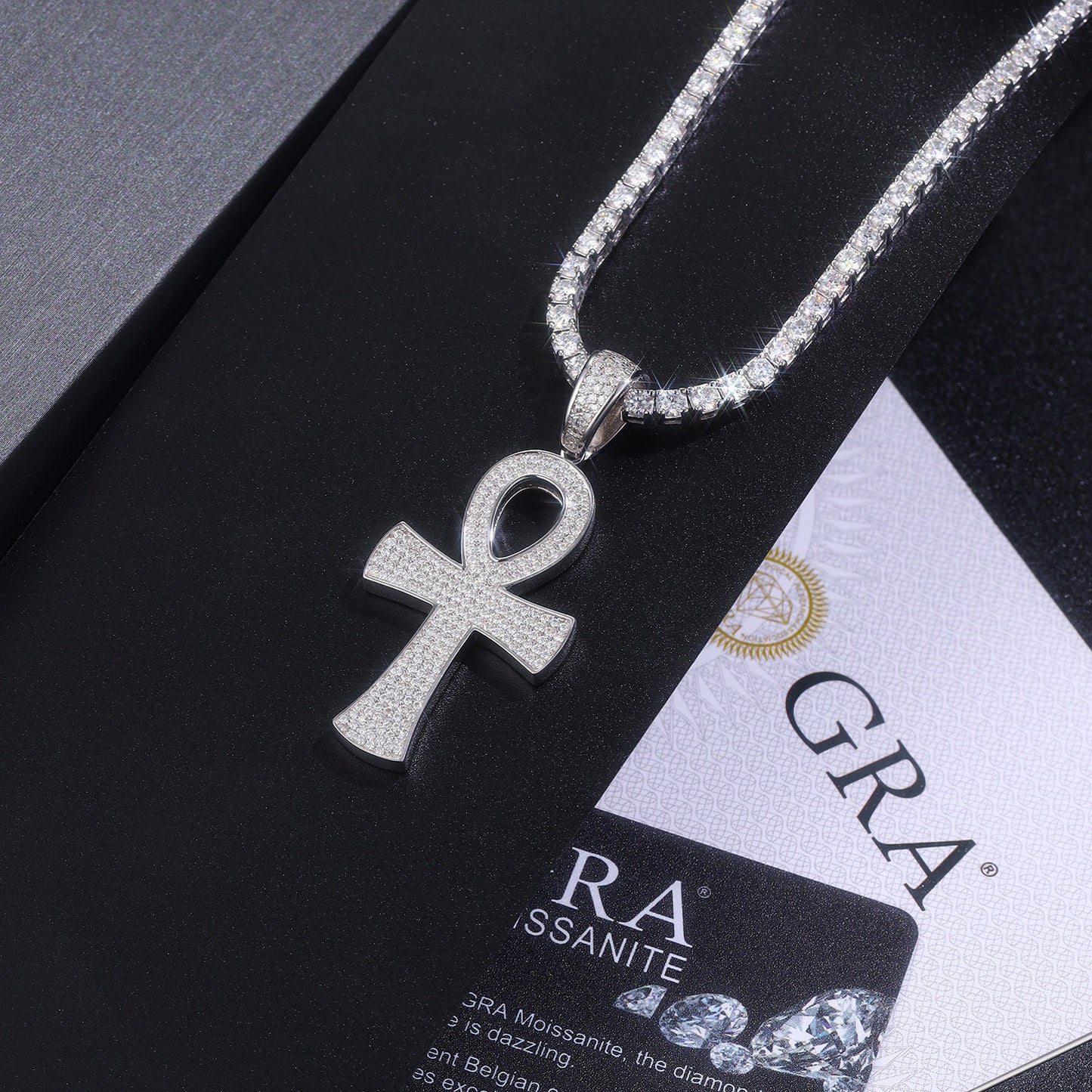 Luxury  Silver Necklace Set With Top-quality Moissanite, S925 Silver Electroplated With Platinum