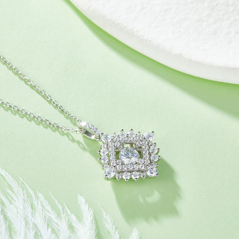 Luxury Moissanite Diamond Halo Pendant Necklace – S925 Sterling Silver Platinum Plated, D Color VVS1 Brilliance