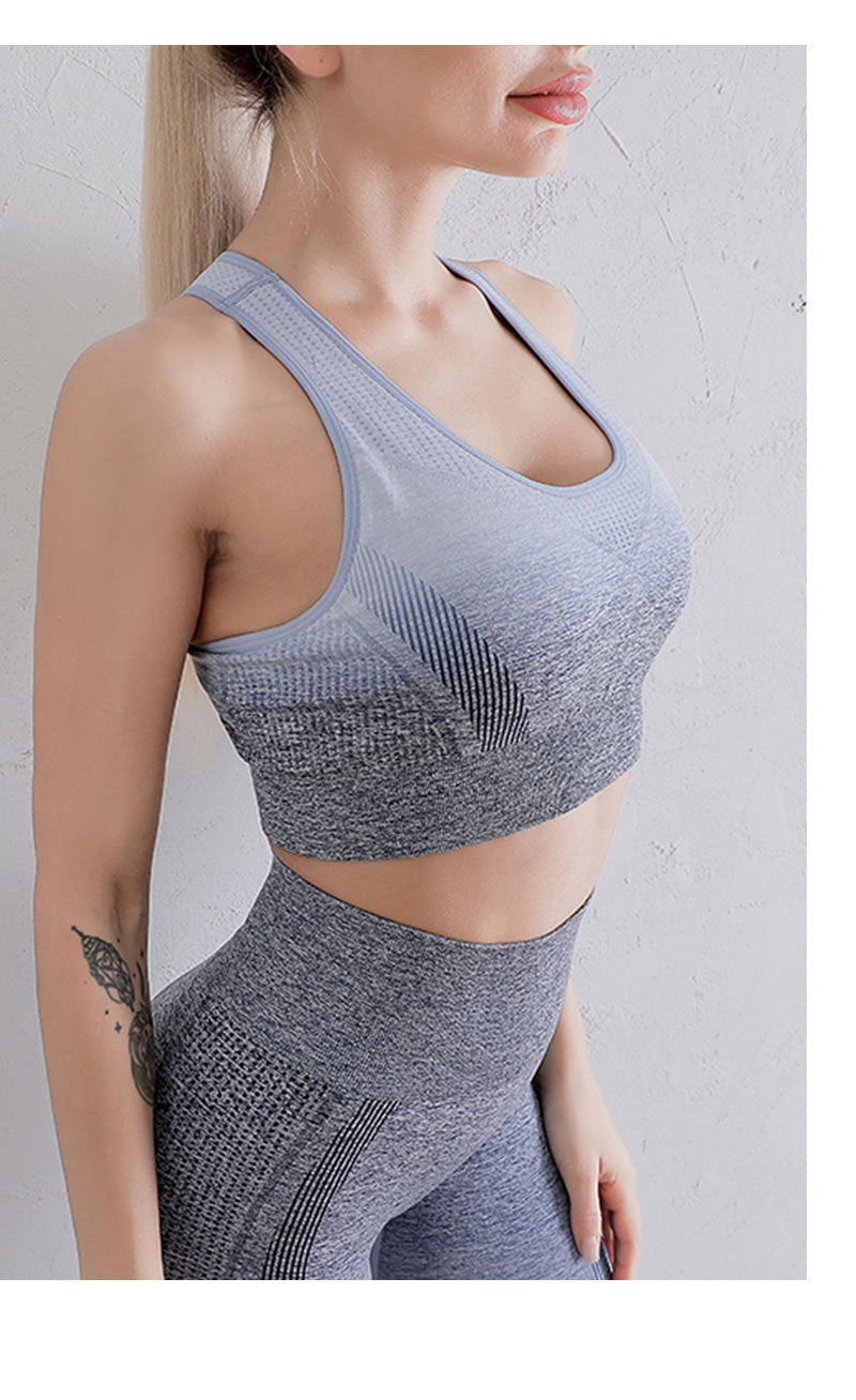 Seamless Gradient Racerback Sports Bra - High Support Workout Top