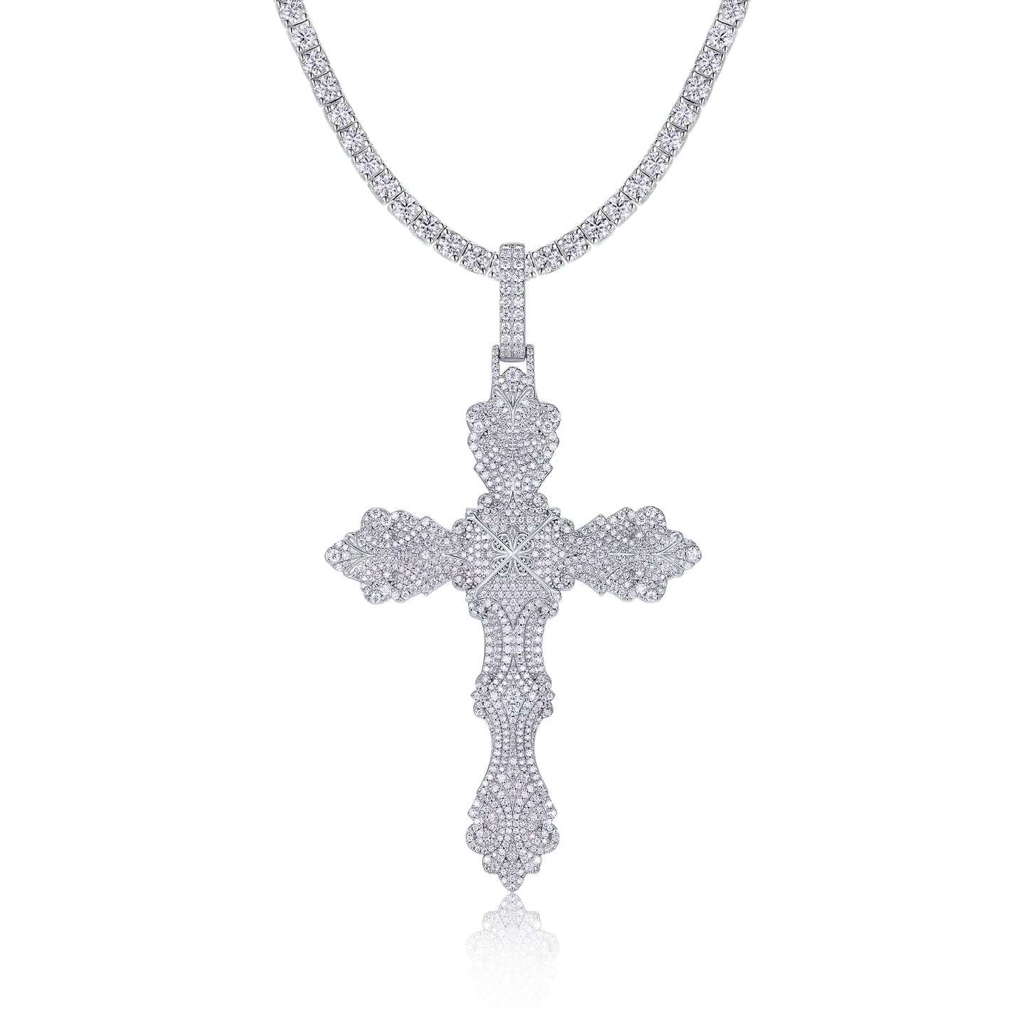 Luxury Silver Necklace Featuring Top-quality Moissanite, Made Of S925 Silver Electroplated With Platinum.