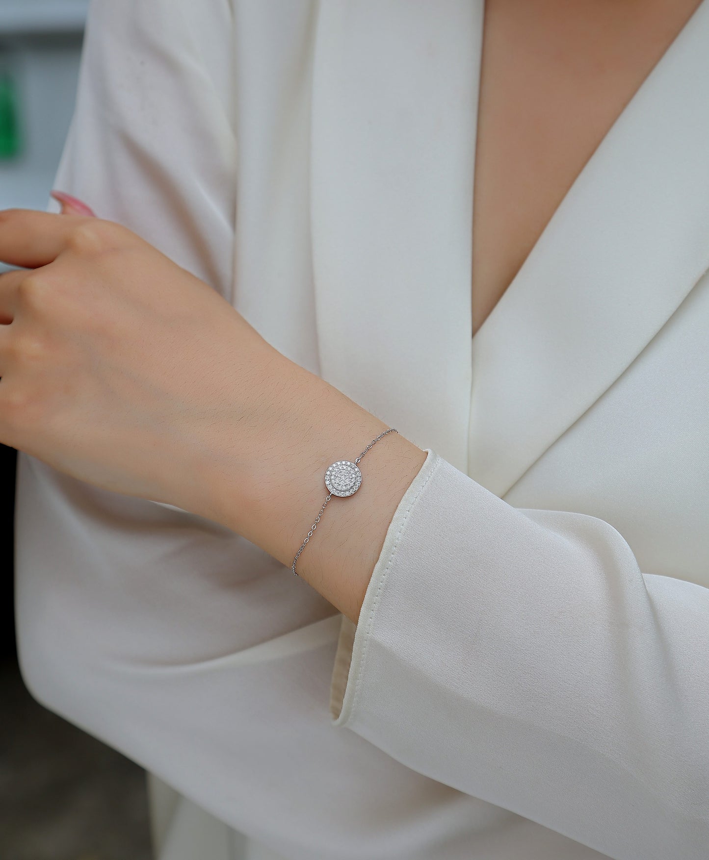 "Chain of Wealth" Circle Bracelet Set With Top-quality Moissanite | S925 Platinum Plated Silver