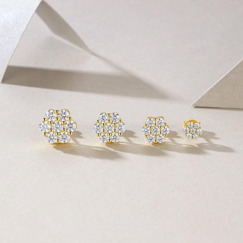 Luxury Silver Stud Earrings Set With Top-quality Moissanite , S925 Silver Electroplated Gold