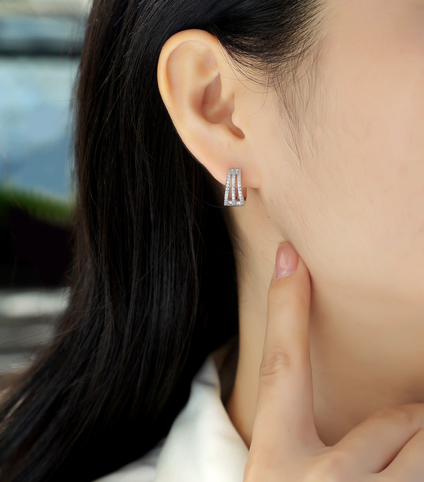 The Beautiful Scenery Of March - Luxury Silver Earrings Set With Top-quality Moissanite D Color VVS,  S925 Silver And Platinum-plated Stud Earrings