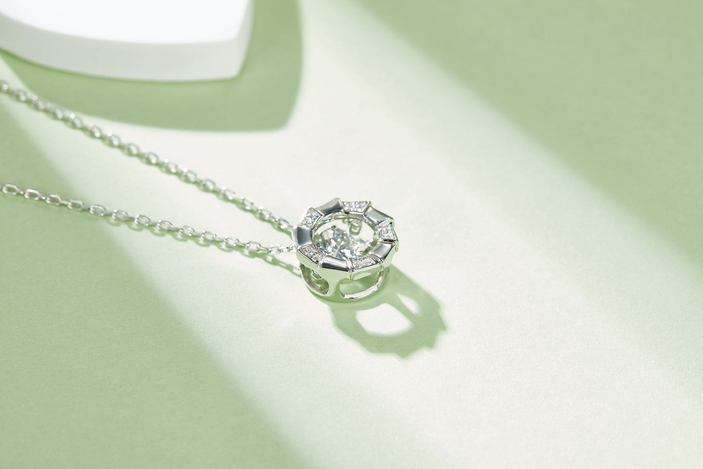Luxury Moissanite Diamond Necklace – D Color VVS1 Moissanite Pendant in S925 Silver Platinum Plated | Elegant Fine Jewelry Gift for Women