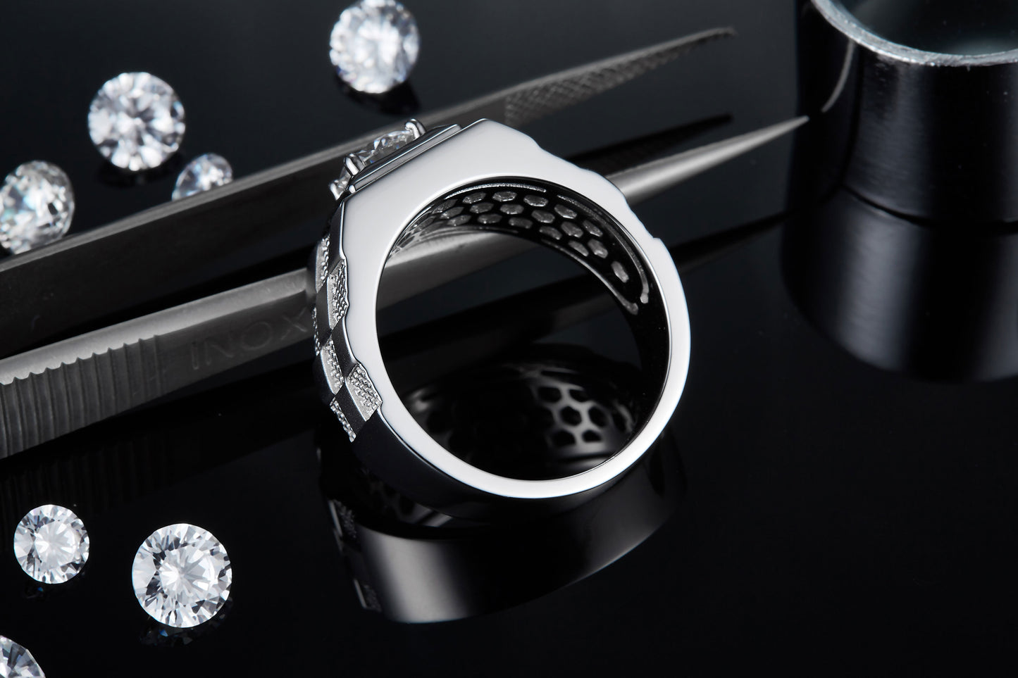 Men's 1-carat Luxury And Fashionable Light Luxury Jewelry Silver Ring Set With Top-quality Moissanite, S925 Silver-plated Platinum