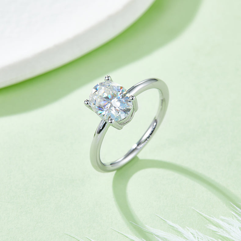 Luxury Silver Ring Egg-shaped Moissanite Set With Top-quality Moissanite D Color VVS , S925 Silver Plated With Platinum