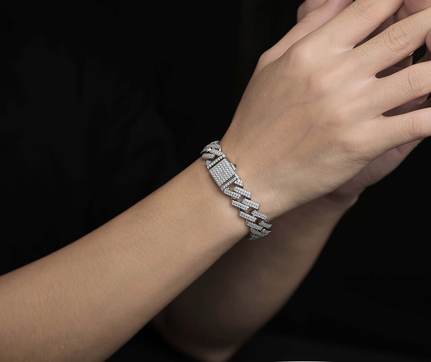 Keel - Set With Top-quality Moissanite Luxury Silver Bracelet S925, Silver Electroplated Platinum, 2 Widths Men's Bracelet