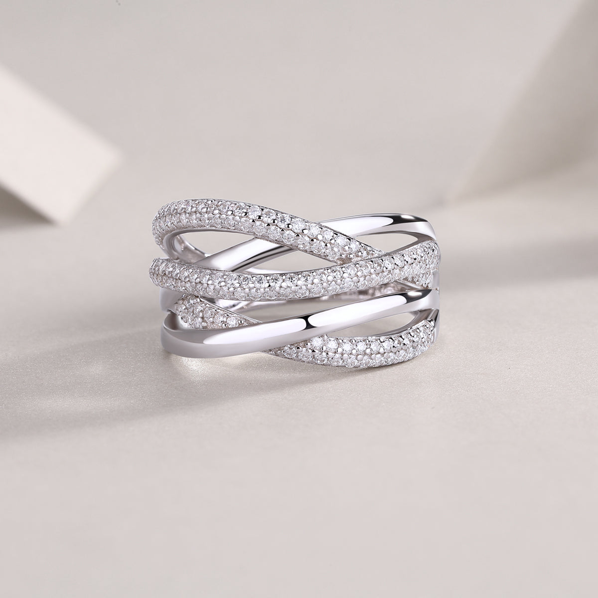 Brilliant Interweaving - Moissanite Ring – S925 Sterling Silver, Platinum-Plated