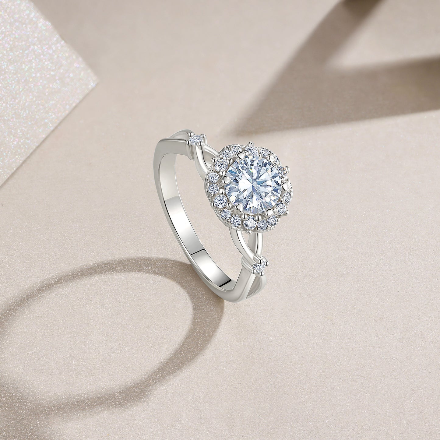 "Starlight Halo" 1 CT D VVS Moissanite Platinum-Plated S925 Silver Ring