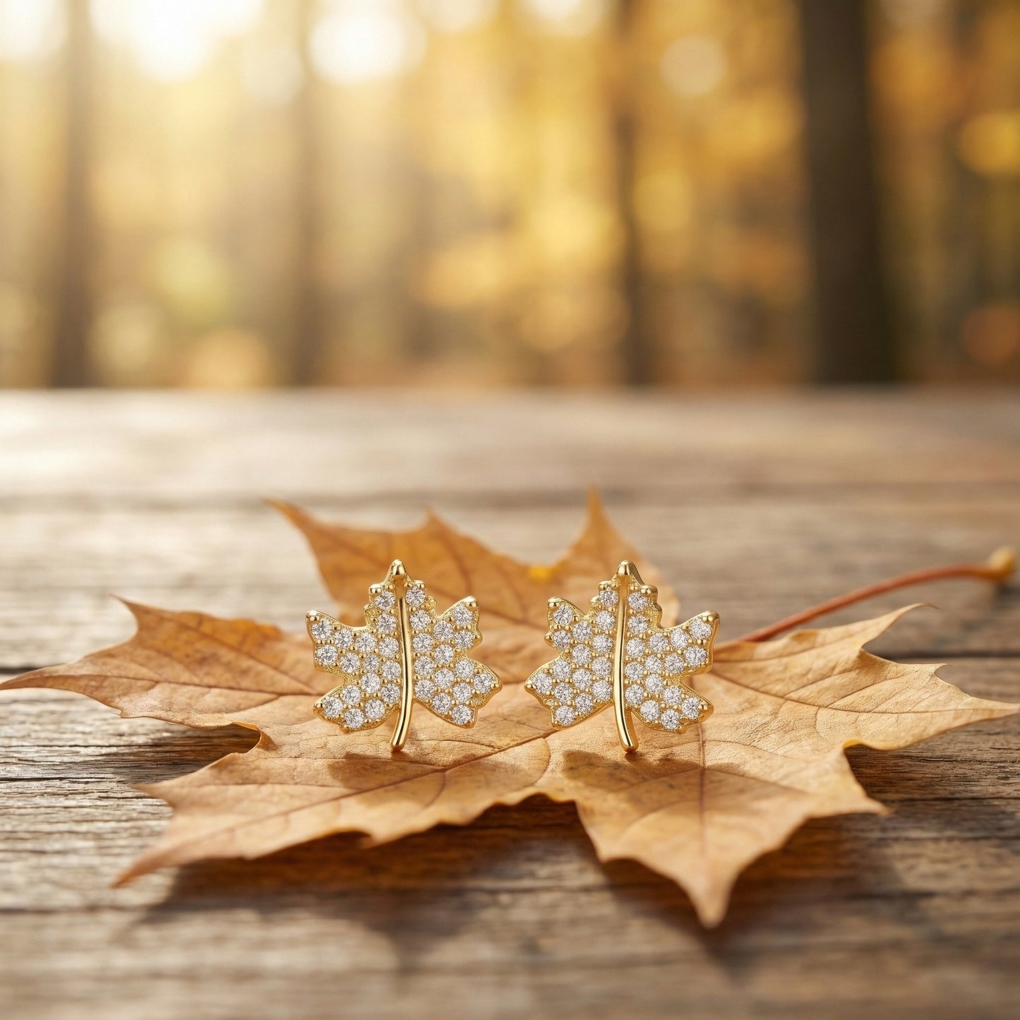 925 Sterling Silver Elegant Sparkling Crystal Maple Leaf Stud Earrings Nature-Inspired Jewelry for Women