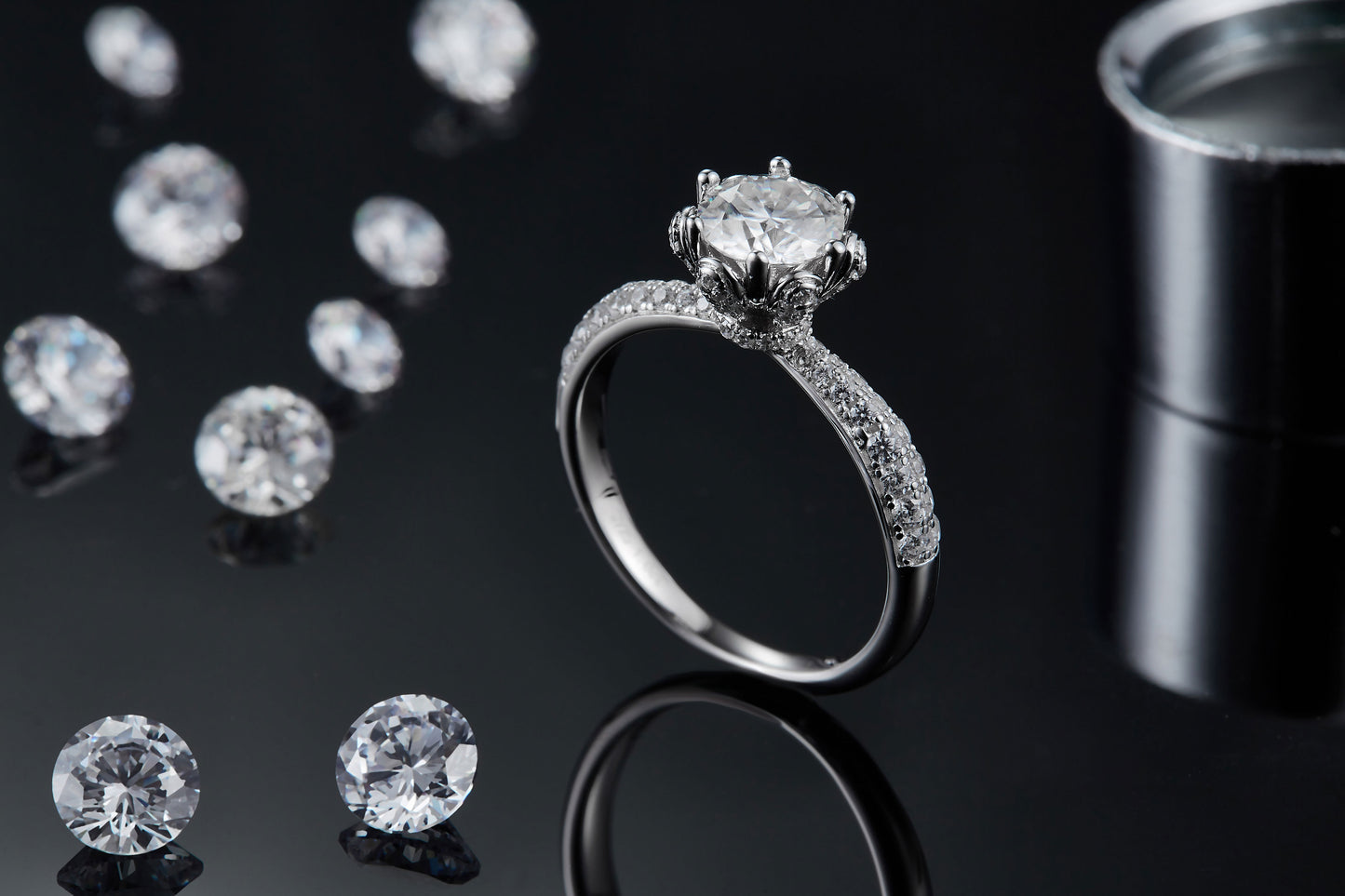 1-carat Luxury And Fashionable Light Luxury Jewelry Silver Ring Set With Top-quality Moissanite, S925 Silver Plated Platinum