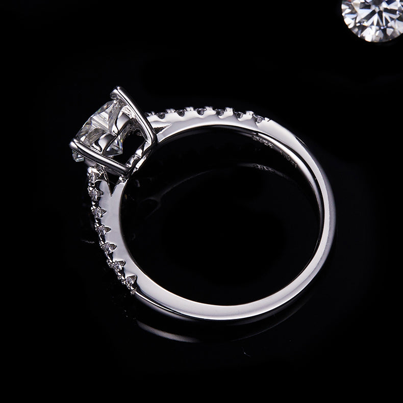 Heart-shaped Moissanite Set With Top-quality Moissanite D Color VVS , Luxury Silver Ring S925 Silver-plated Platinum