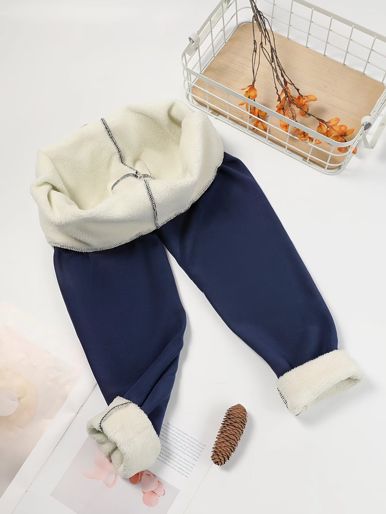 Women's High-Waisted Thermal Leggings: Stretchy, Comfortable, and Warm for Winter Sports, Yoga, and Running