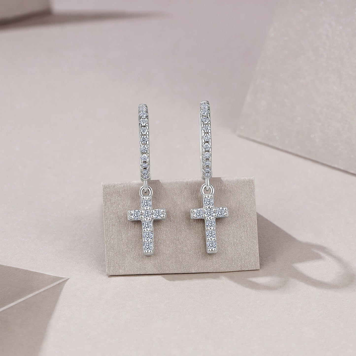 Top-quality Moissanite Luxury Silver Stud Earrings S925 Silver Plated Platinum