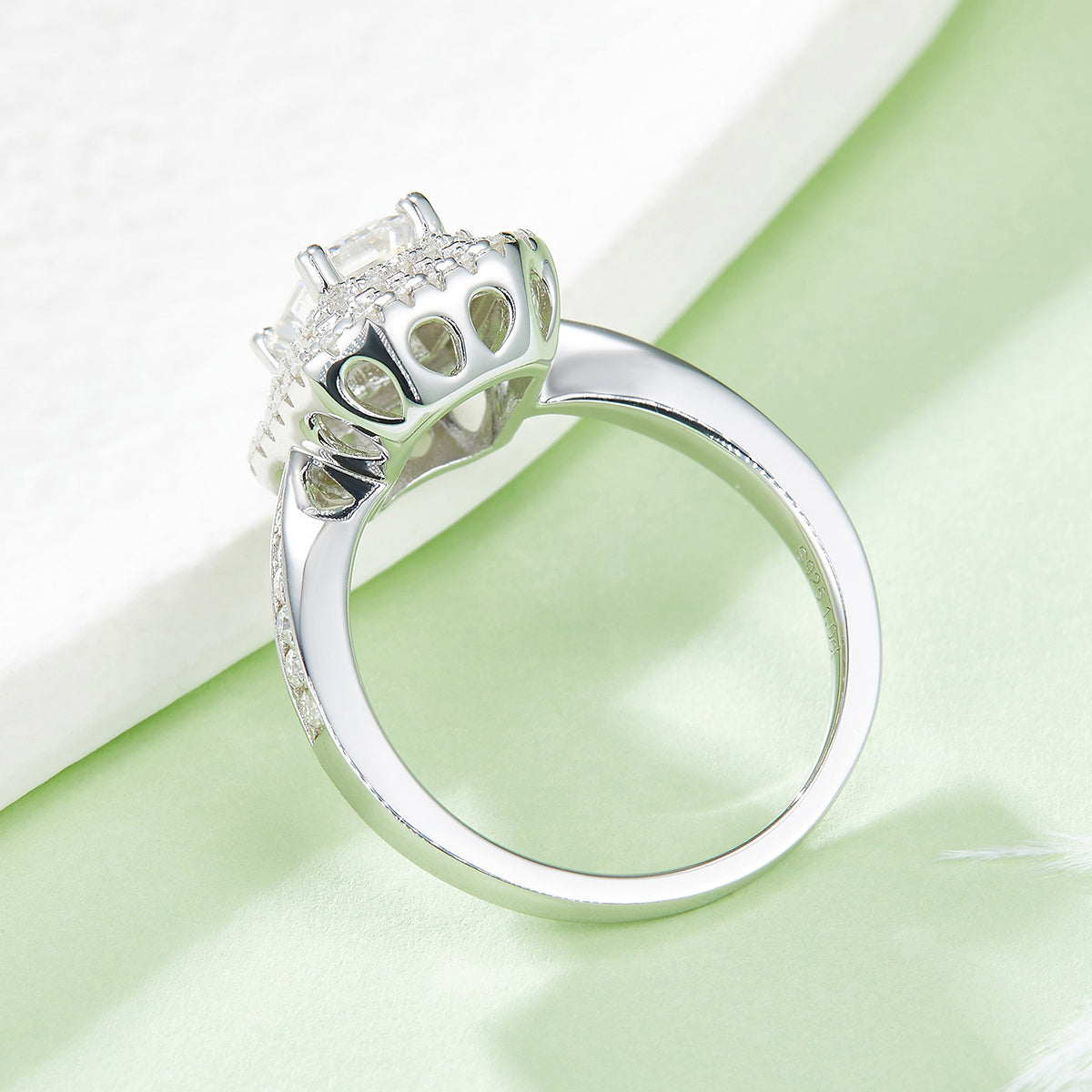 Octagonal Moissanite Set With Top-quality Moissanite Luxury And Fashionable Light Luxury Jewelry Silver Ring S925 Silver Electroplated With Platinum
