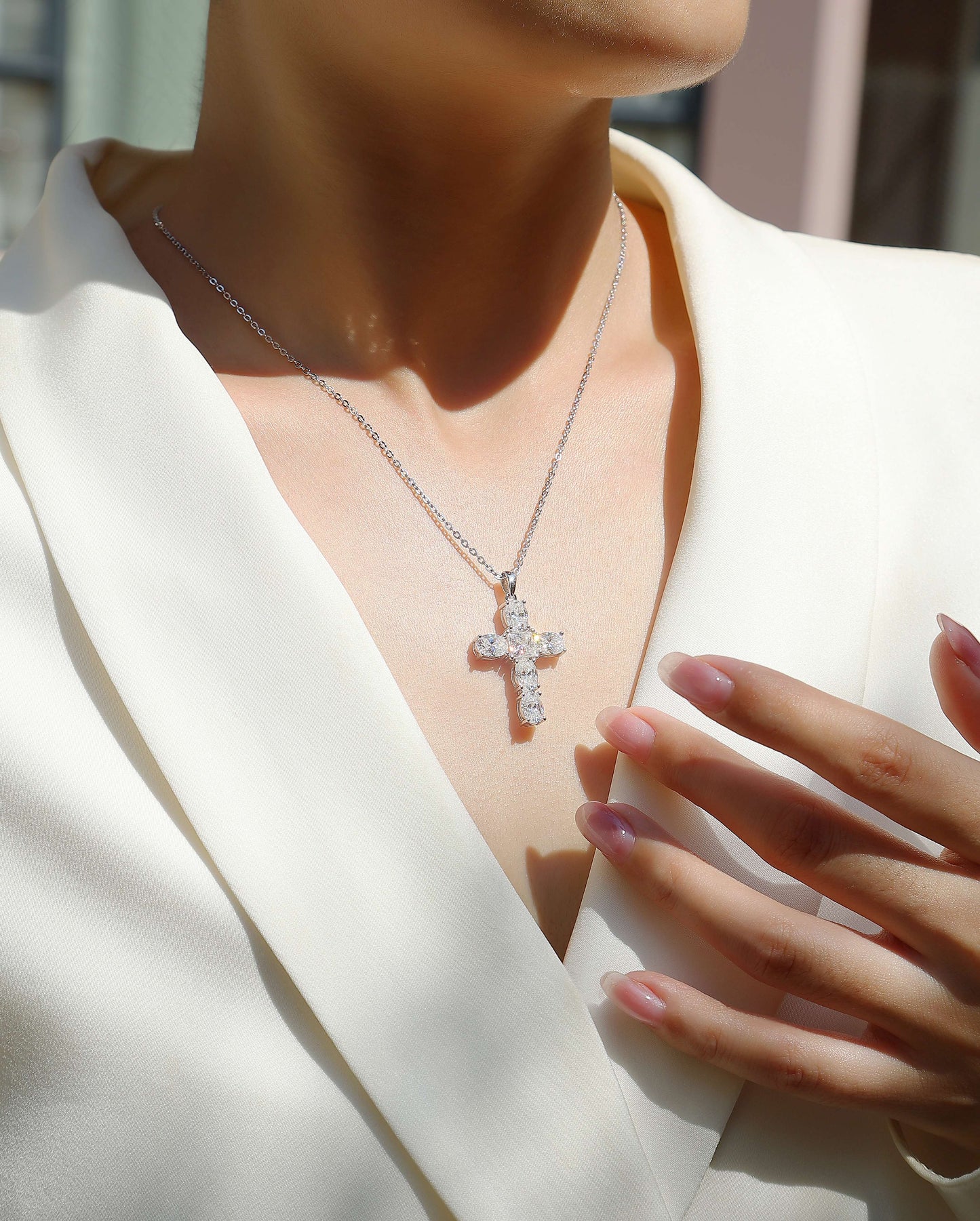 Soul Guidance - Luxury Top-quality Moissanite Cross Necklace – S925 Silver & Platinum Plated