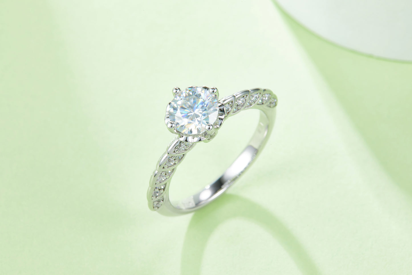 1-carat Luxury Silver Ring Set With Top-quality Moissanite D Color VVS , S925 Silver Plated Platinum