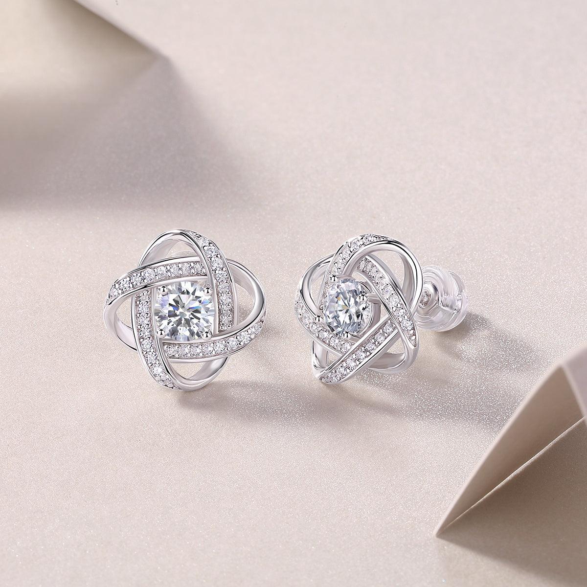 Top-Quality 0.5-Carat Moissanite Stud Earrings, S925 Sterling Silver & Platinum Plated