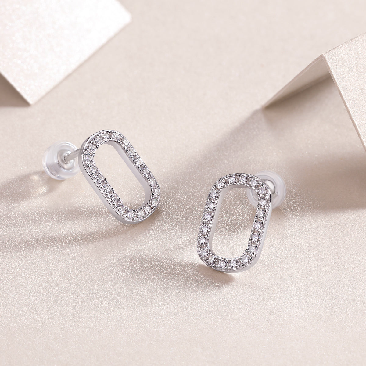 Return To Simplicity - Top-quality Moissanite Luxury Silver Stud Earrings S925 Silver-plated Platinum
